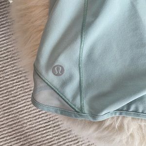 Lululemon Hotty Hot short 4”